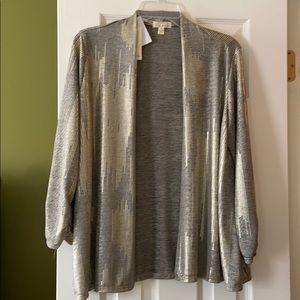 Women’s layering top